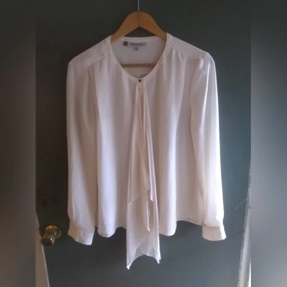 Jennifer Lopez Top - Picture 5 of 5